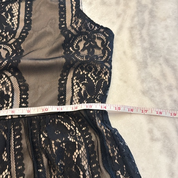 Blu Pepper black lace overlay midi dress size medium - Picture 9 of 10